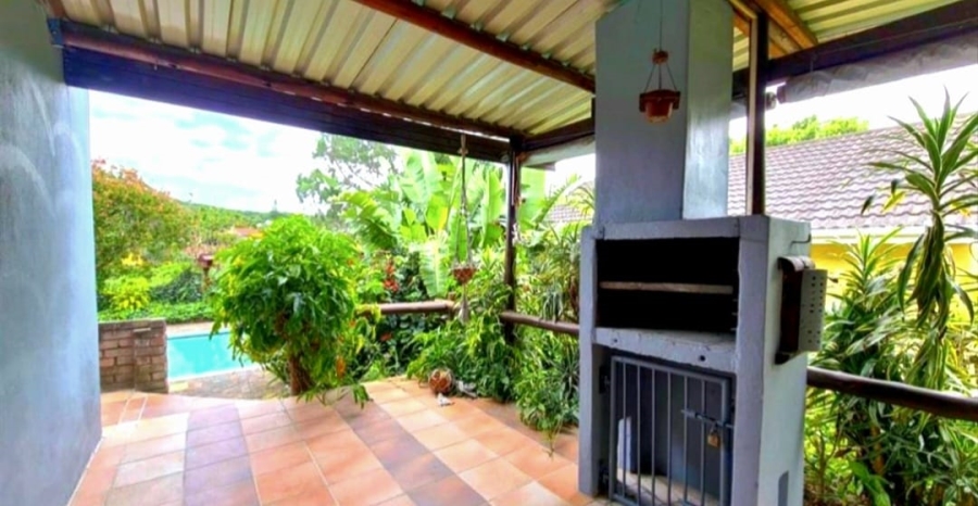 4 Bedroom Property for Sale in Nahoon Valley Park Eastern Cape